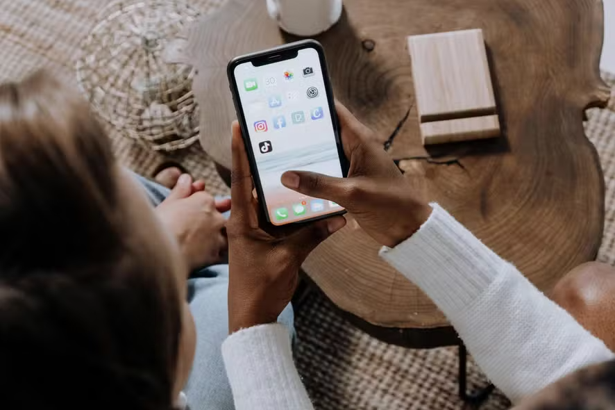 Nova funcionalidade do TikTok é focada em vídeos interativos e transmissões ao vivo de marcas, empreendedores e criadores de conteúdo